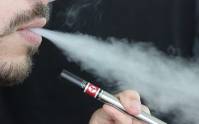 Que risque-t-on à vapoter ?