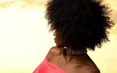 Cheveux crépus déshydratés : que faire ?